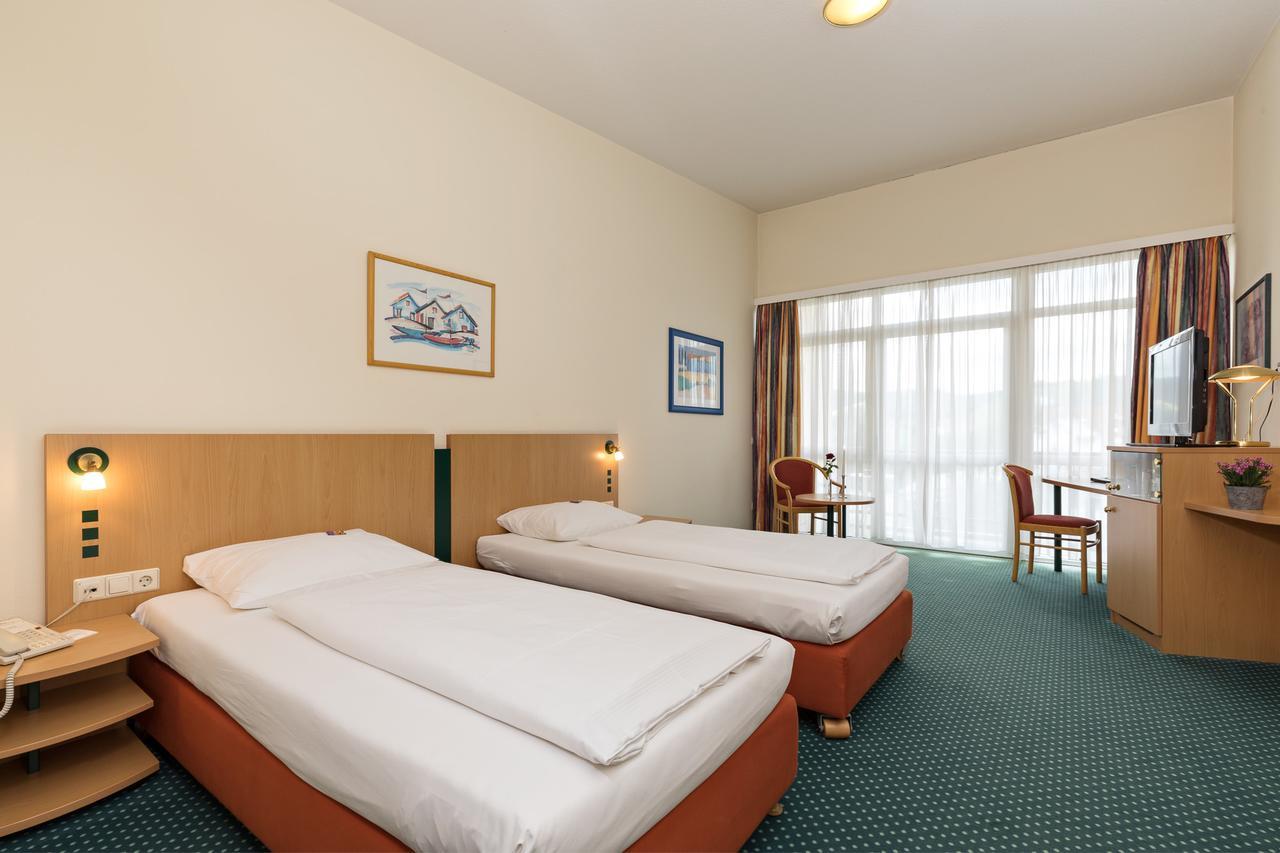 Double Room,721492315:JPEG